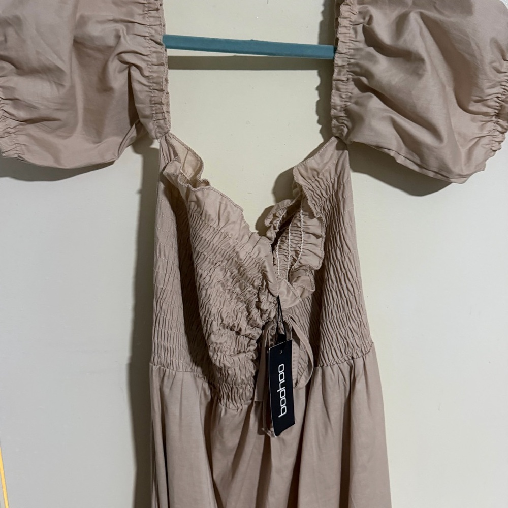 Boohoo Taupe Puff Sleeve Dress